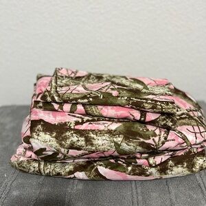 Mainstays Pink and Brown Camouflage Bedding